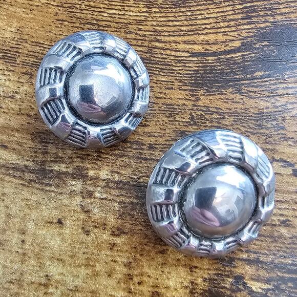 Vintage 1950s Silver Tone Clip On Earrings Round Classic - Picture 1 of 3